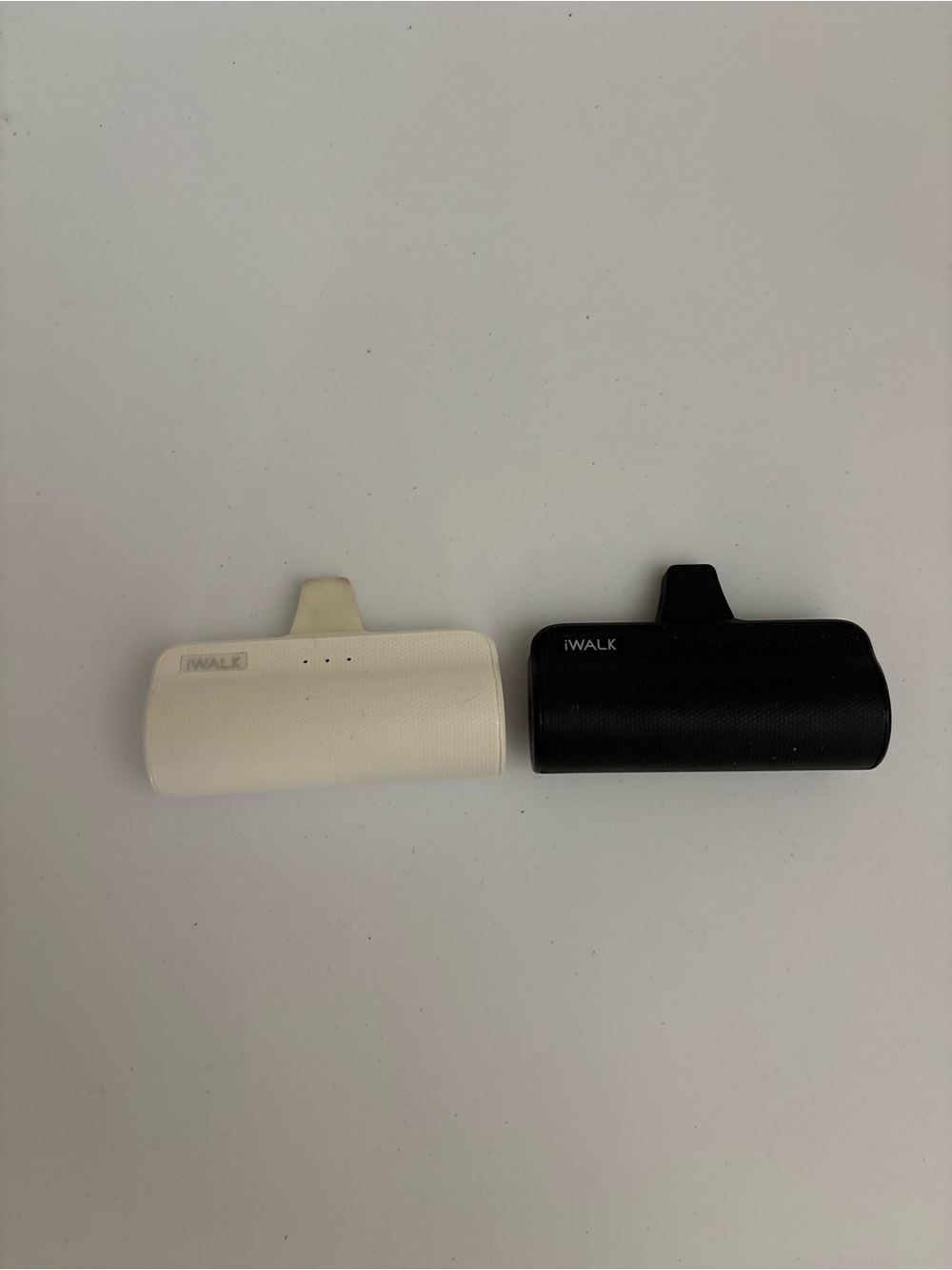 iWALK Portable Power Bank Duo - White & Black